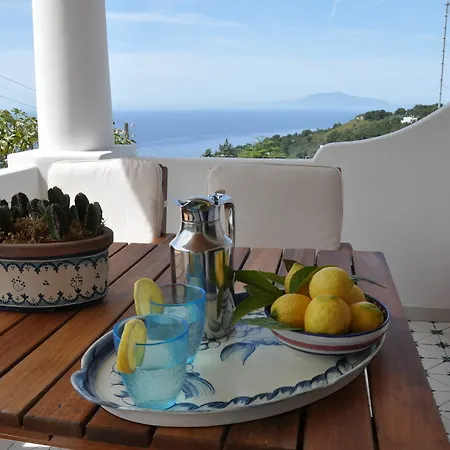 Riolinciano14 Oda ve Kahvaltı 3*